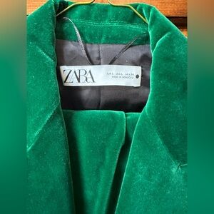 Zara Emerald Velvet Jacket